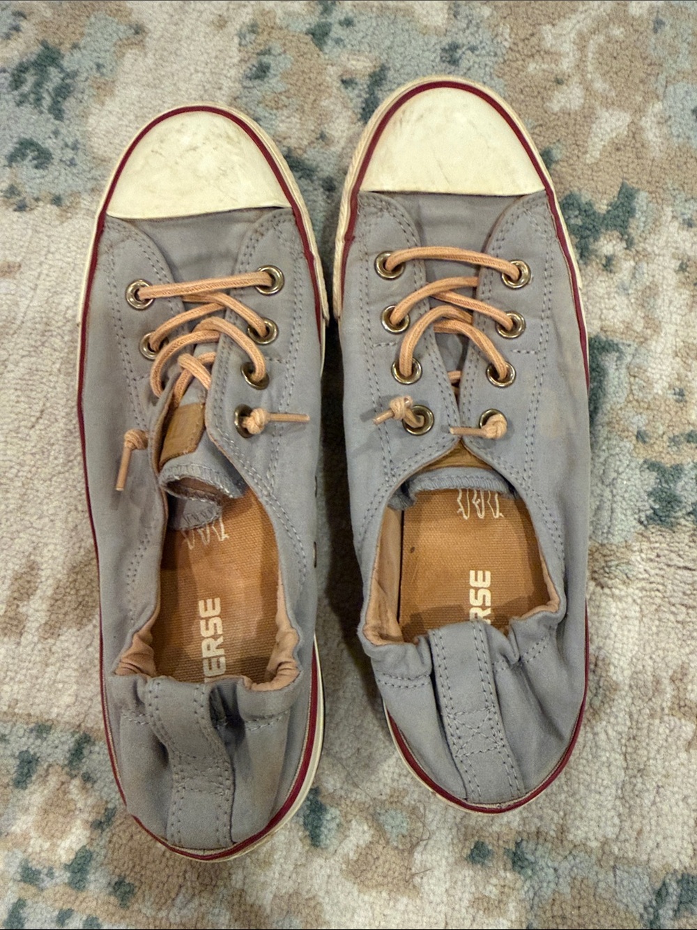 Converse women’s vintage Low-Top Sneakers in Gray with Tan Accents and Red Trim
